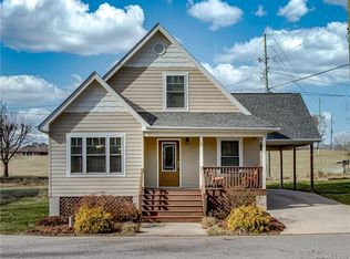 3 Knotty Alder Ct, Candler, NC 28715