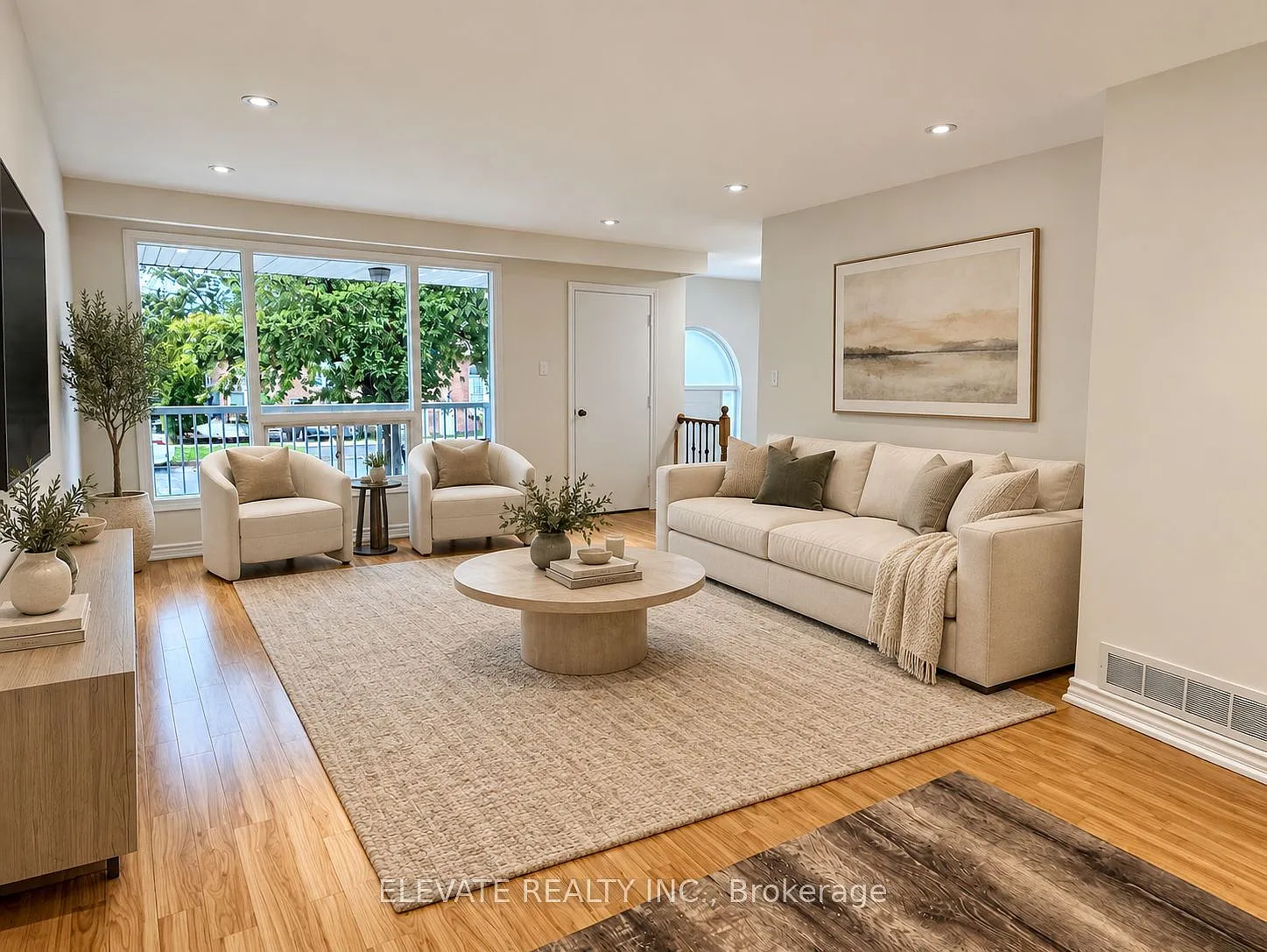 3 bed, $2,695 — Photo 1