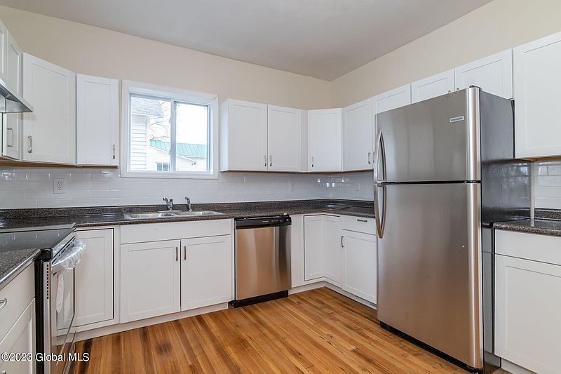 5th image of 117 Shannon Avenue