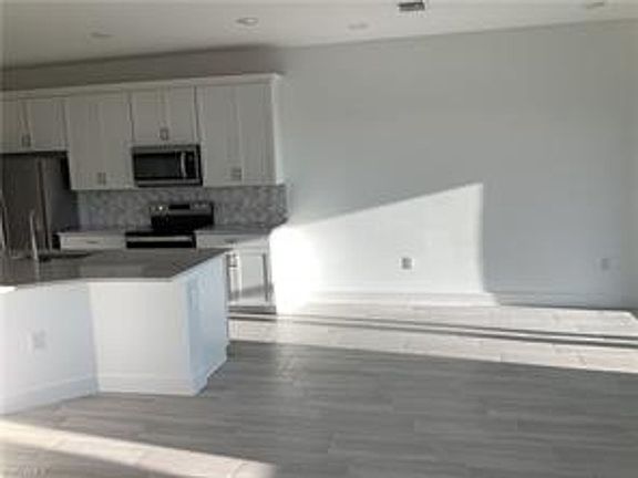 5th image of 4291 Sonoma Oaks Cir