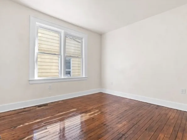 24 Irving Ave, Newark, NJ 07112