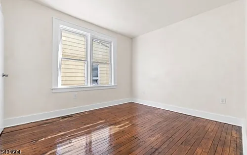 24 Irving Ave Photo 1