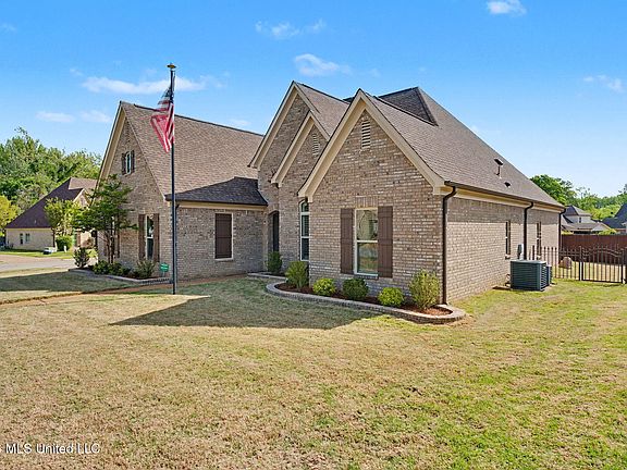 2nd image of 6826 Monica Ln