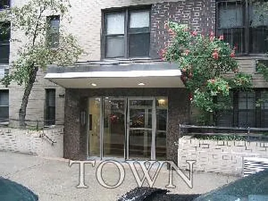 Sold by Town Residential | media 7