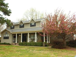 52 Rabbit Run Rd SW, Rainsville, AL 35986