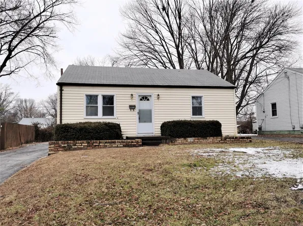 9431 Minerva Ave, Saint Louis, MO 63114