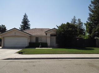 5479 W Rialto Ave, Fresno, CA 93722
