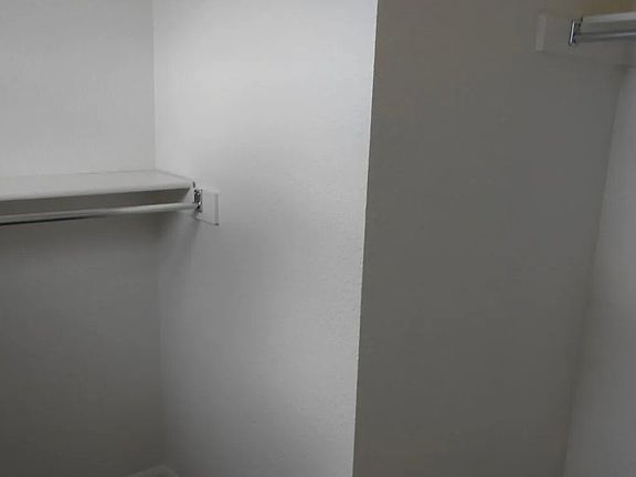 2nd image of 1015 Boswell Dr