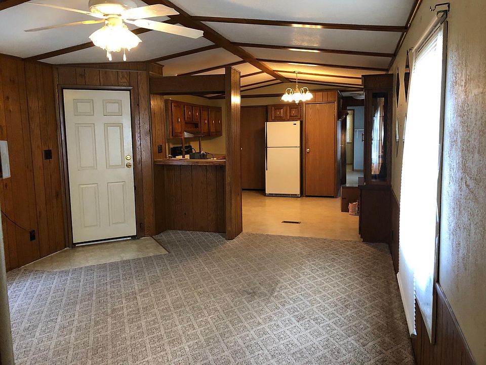 1st image of 3924 N Cooley Ln
