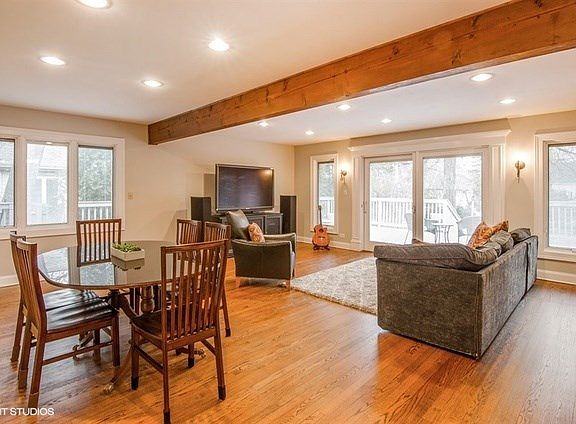 Open floor plan lends flexibility for furniture design