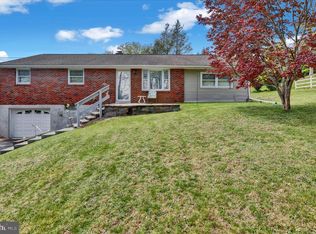 124 Hill Ave, Mohnton, PA 19540
