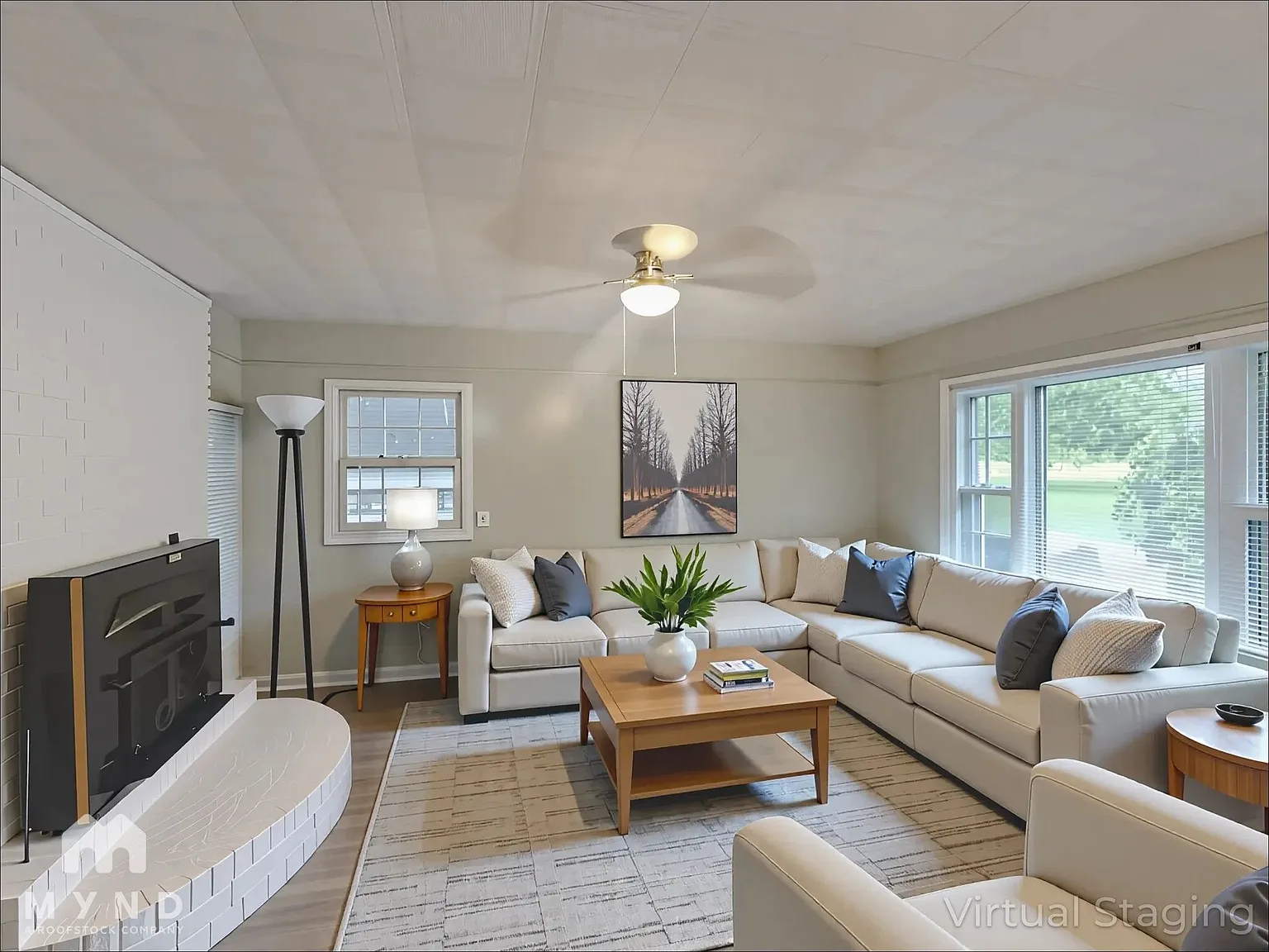 3 bed, 1.0 bath, 1325 sqft, $1,625 — Photo 2