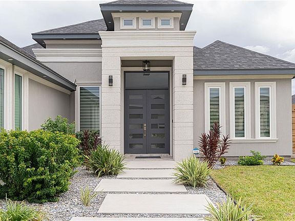2nd image of 5813 Pelican Ave