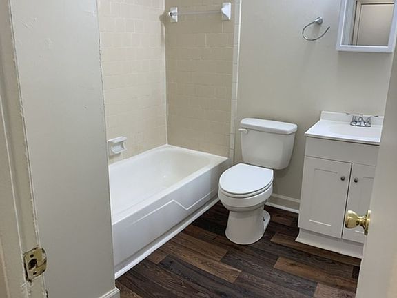 5th image of 337 Audubon Dr #22-C
