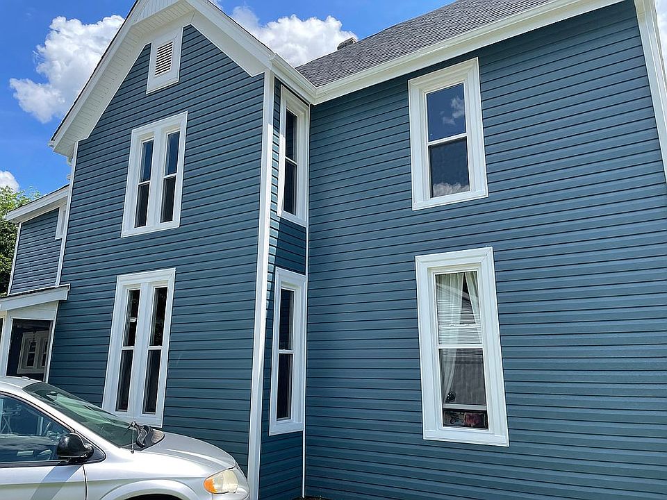 2nd image of 424 White St