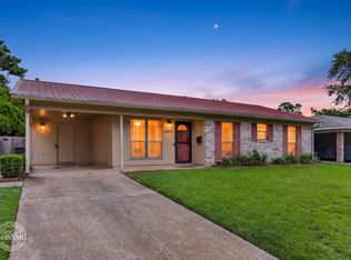 1927 Saturn St, Bossier City, LA 71112