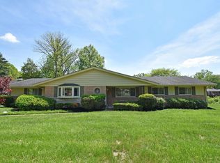 1011 W Galbraith Rd, Cincinnati, OH 45231