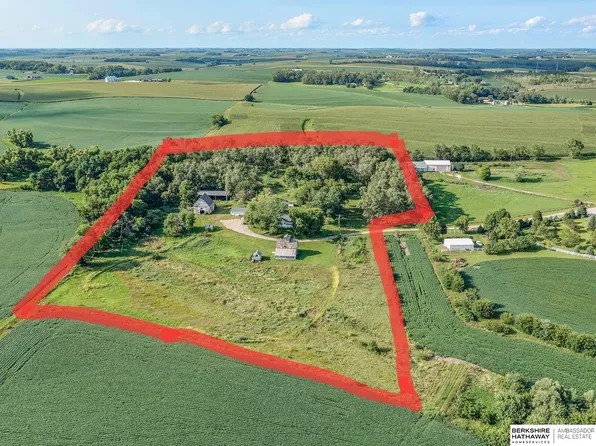 17460 Cattle Gate Ln, Kennard, NE 68034