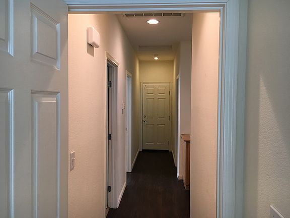 5th image of 383 Lasata Dr