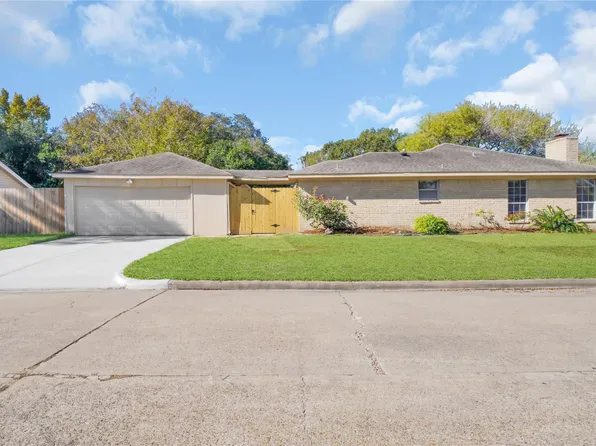 13903 Briar Place Drive, Houston, TX 77077