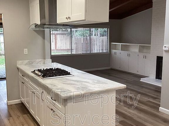 3rd image of 2217 W Polk Way