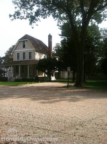 1st image of 11 Adams Ave