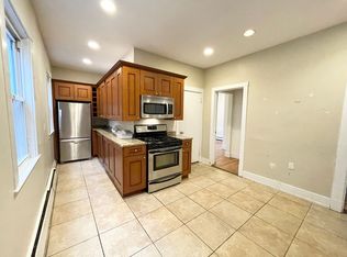 72 Calumet St #2, Boston, MA 02120
