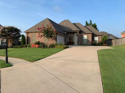 115 Kempen Ln, Madison, MS, 39110