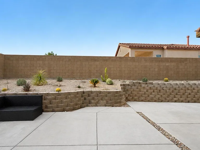 11495 Foxdale Dr — Photo 24