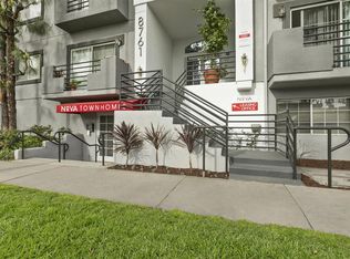 8761 De Soto Ave APT 118, Canoga Park, CA 91304
