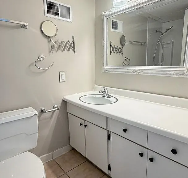 1700 Clinch Ave #407 — Photo 7