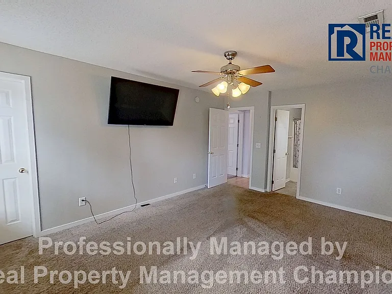 7410 Milan Ct — Photo 8