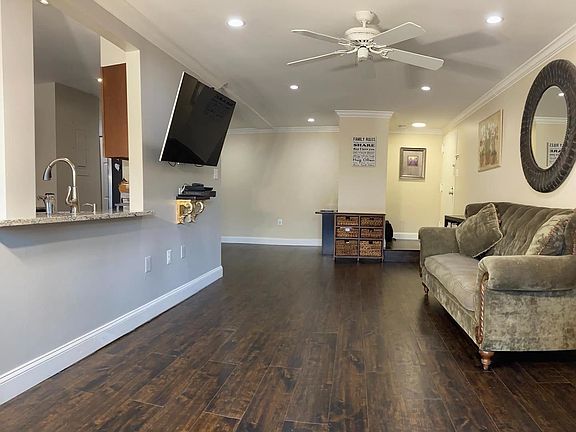 3rd image of 418 Girard St APT 104