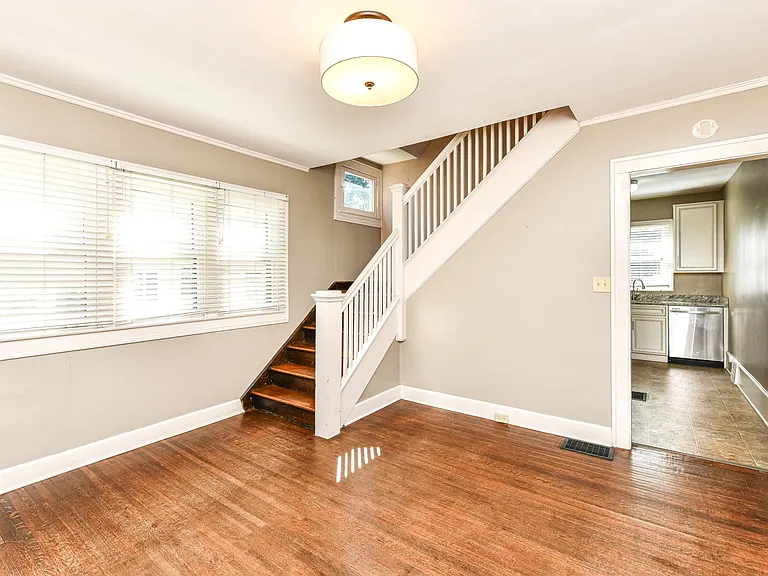6040 N College Ave — Photo 5