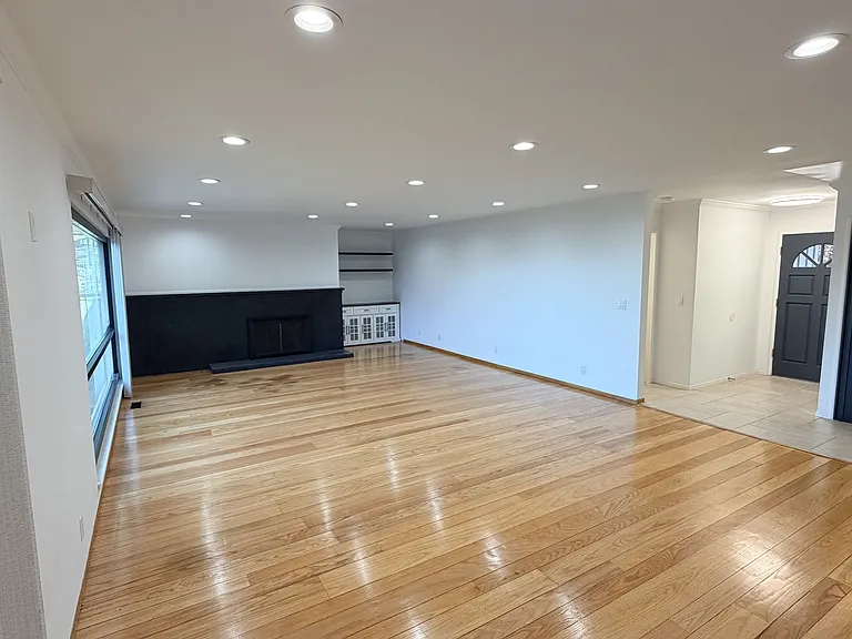 1512 Black Mountain Rd — Photo 9