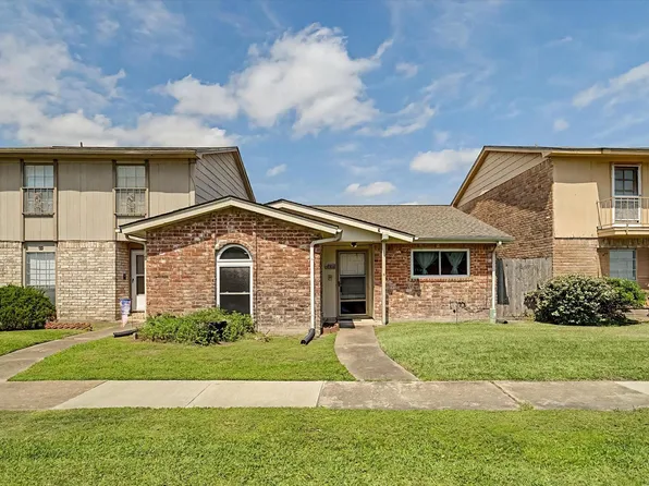 13090 Clarewood Dr, Houston, TX 77072