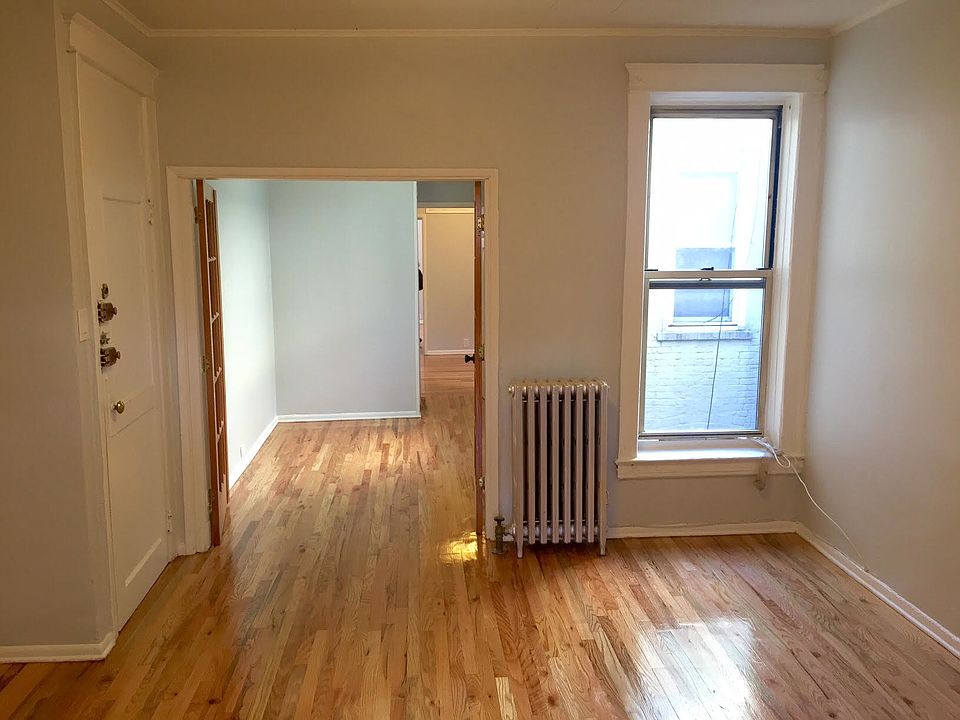 1st image of 3075 44th St APT 1R
