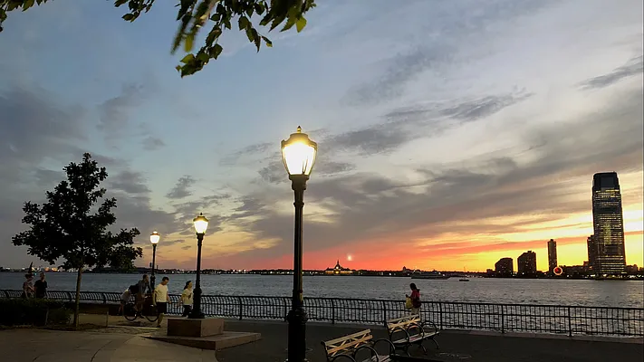 Sold by Compass | media 12