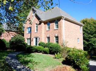 8088 Glengarriff Rd, Clemmons, NC 27012