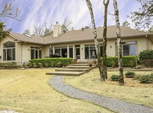 17 Levantino Dr, Hot Springs Village, AR 71909