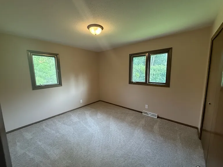 276 Palomino Dr — Photo 9