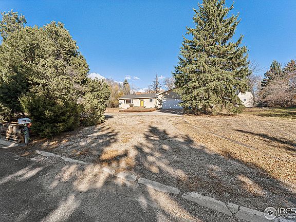 4th image of 914 Cottonwood Dr