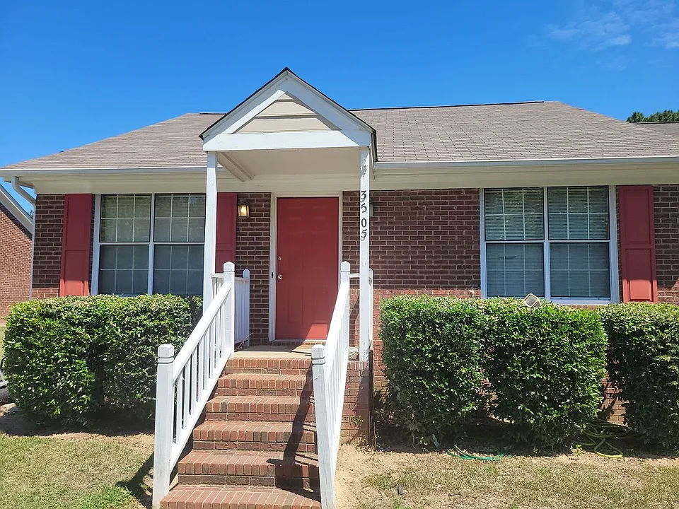 3505 Lake Woodard Dr