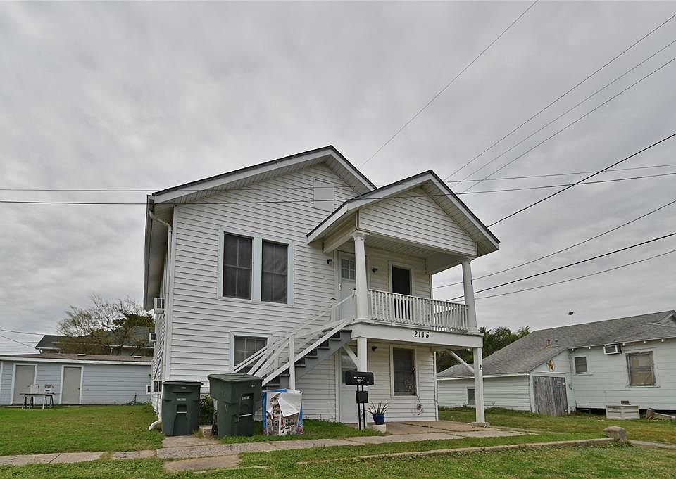 1st image of 2115 47th St