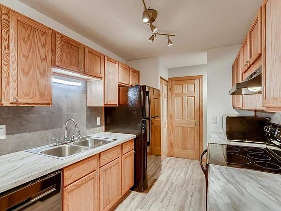 4th image of 2930 Blaisdell Ave APT 202