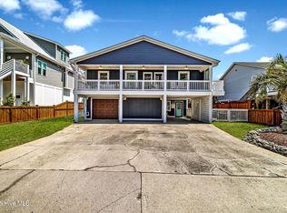 114 Florida Ave, Carolina Beach, NC 28428