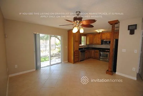 11784 NW 1st St — Photo 4