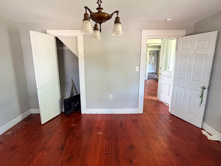 103 S Water St — Photo 12