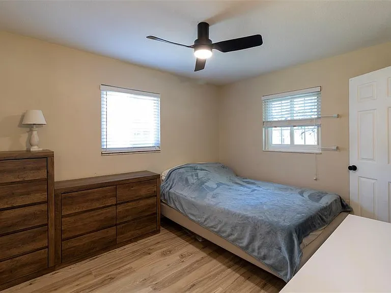 3018 19th Pl SW — Photo 16