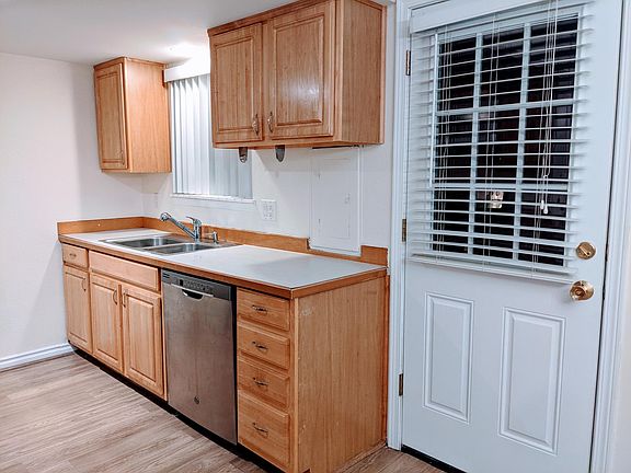 5th image of 5702 123rd Ave SE #5702